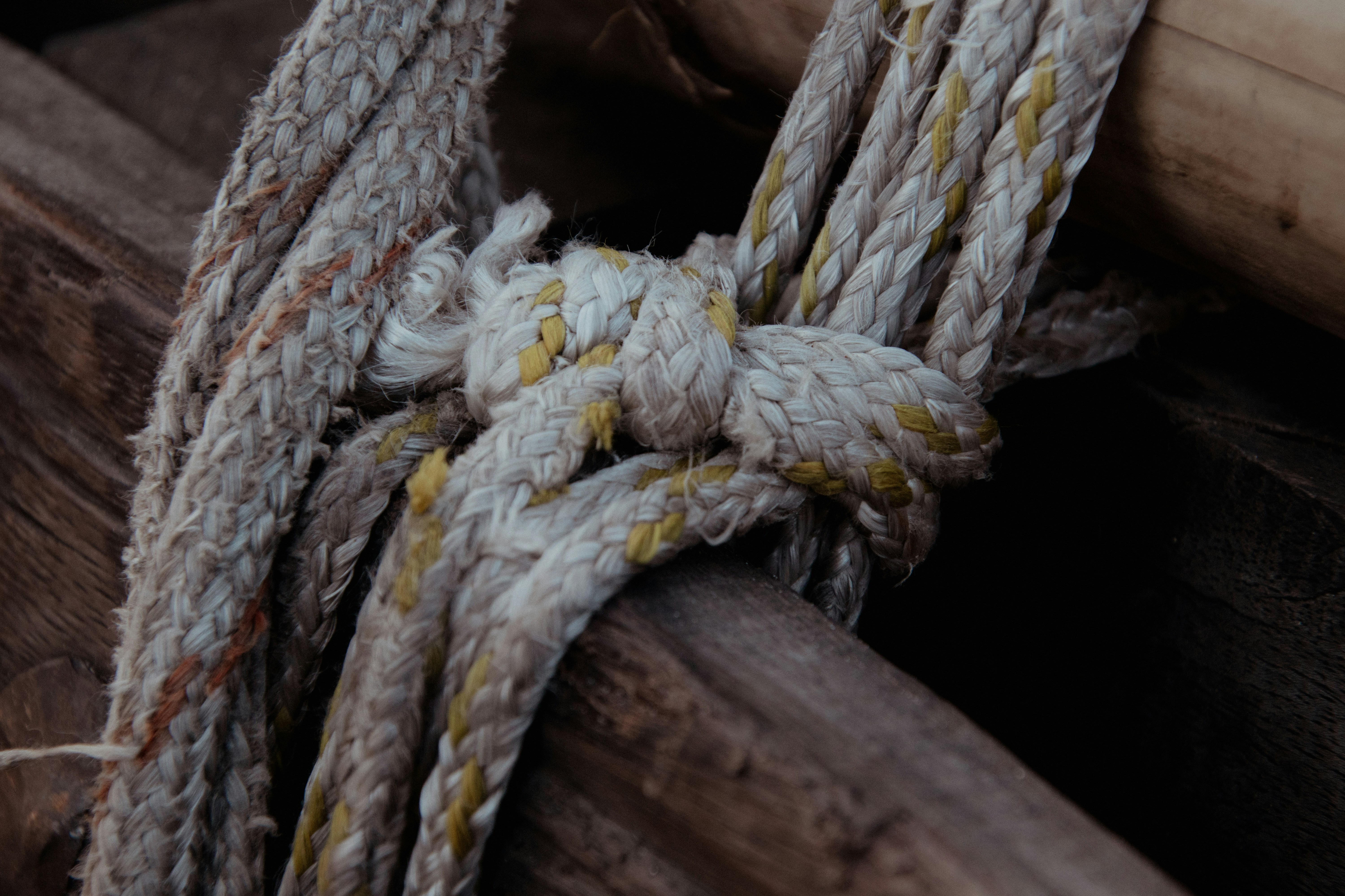 La « construction sociale » de la pauvreté au Québec : analyses de représentations sociales, communautaires et politiques